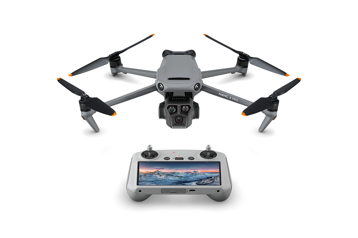 DJI Mavic 3 Pro with DJI RC - CP.MA.00000654.01