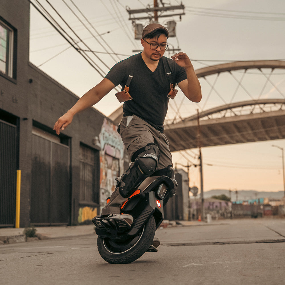 INMOTION V12S Electric Unicycle