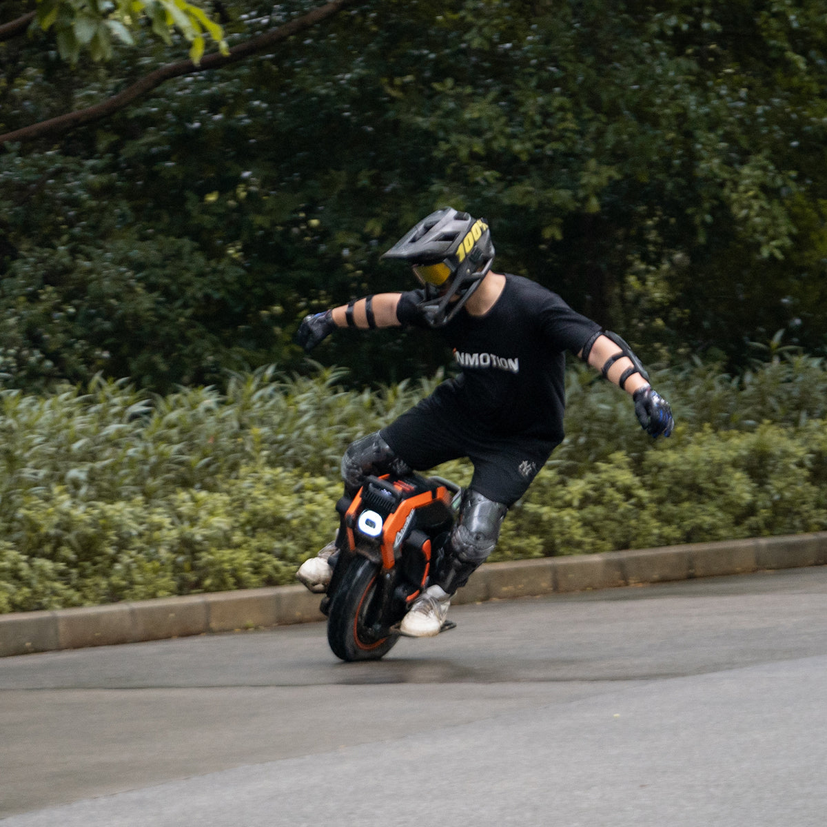 INMOTION V14 Electric Unicycle
