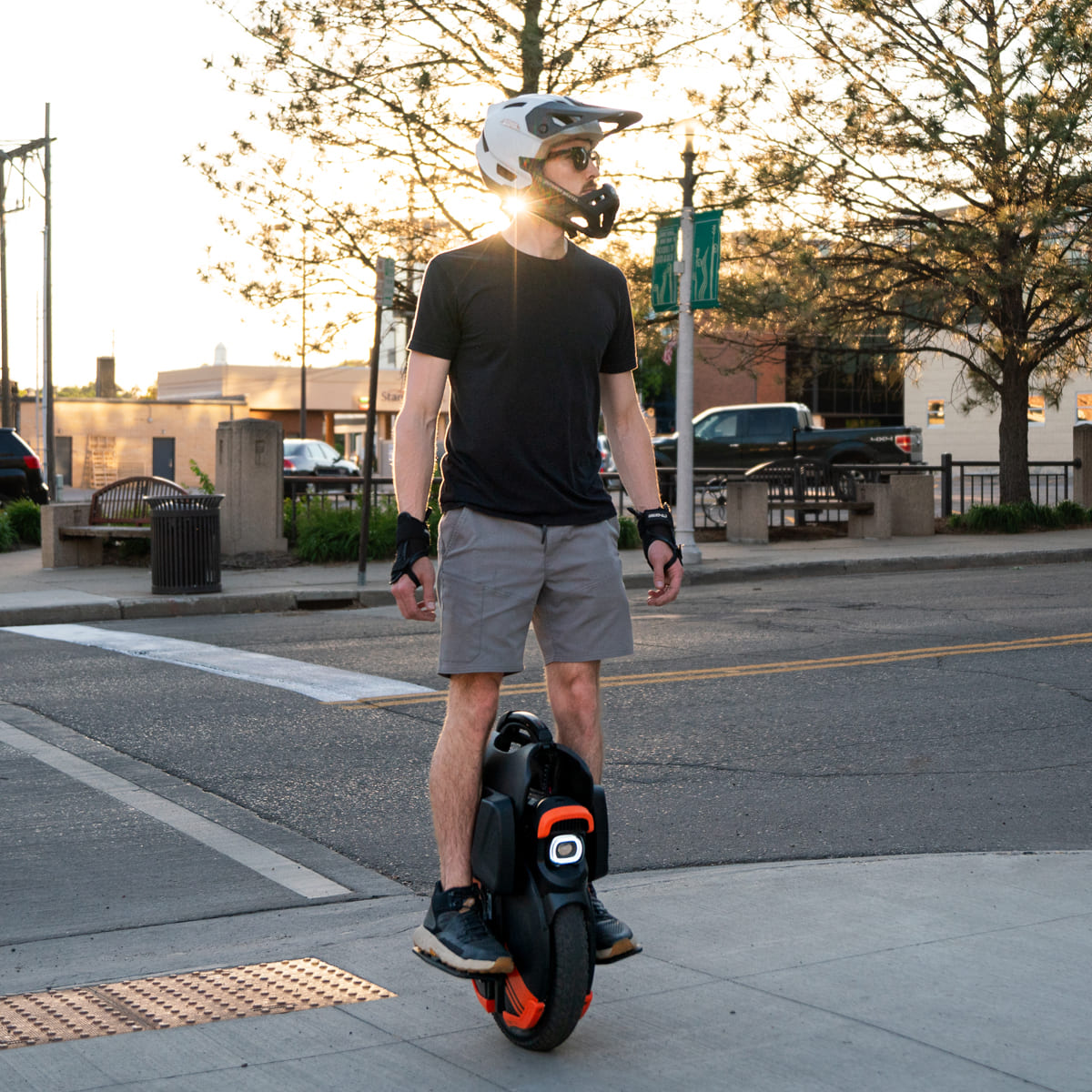 INMOTION V11Y Electric Unicycle