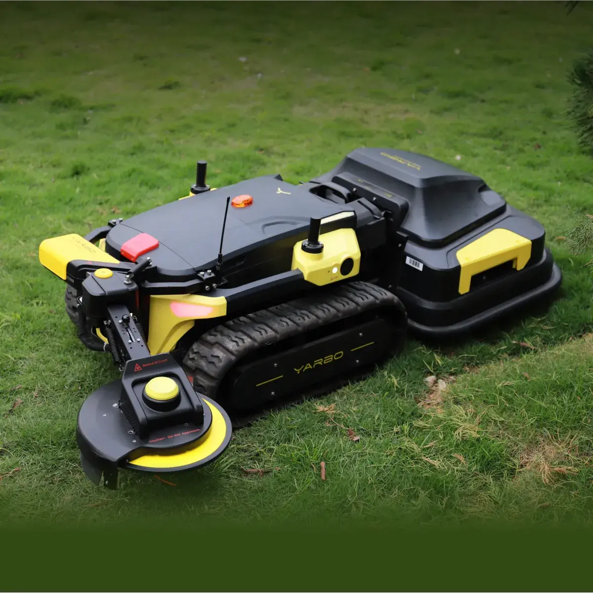 Yarbo Lawn Mower + Snow Blower + Trimmer