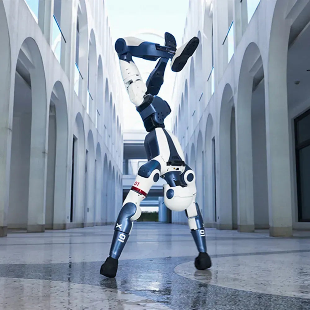 Unitree R1 – Professional Humanoid Robot