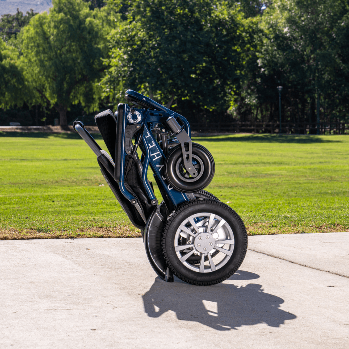 Reyhee Roamer - Folding Electric Wheelchair