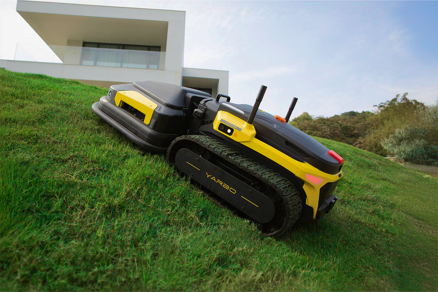 Yarbo Robotic Lawn Mower + Trimmer Bundle