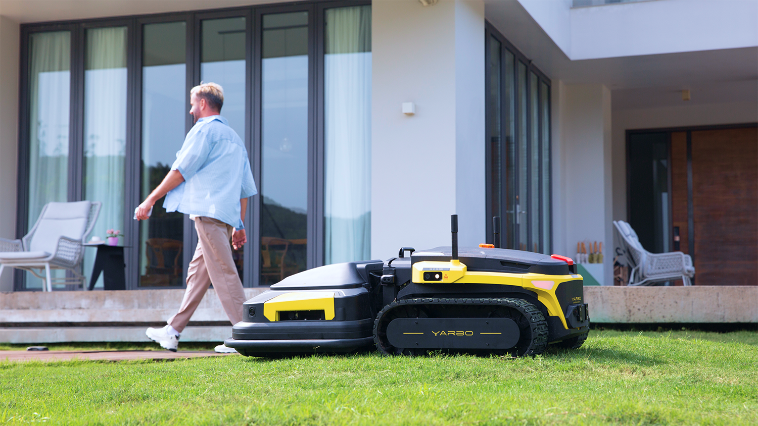 Yarbo Robotic Lawn Mower + Trimmer Bundle