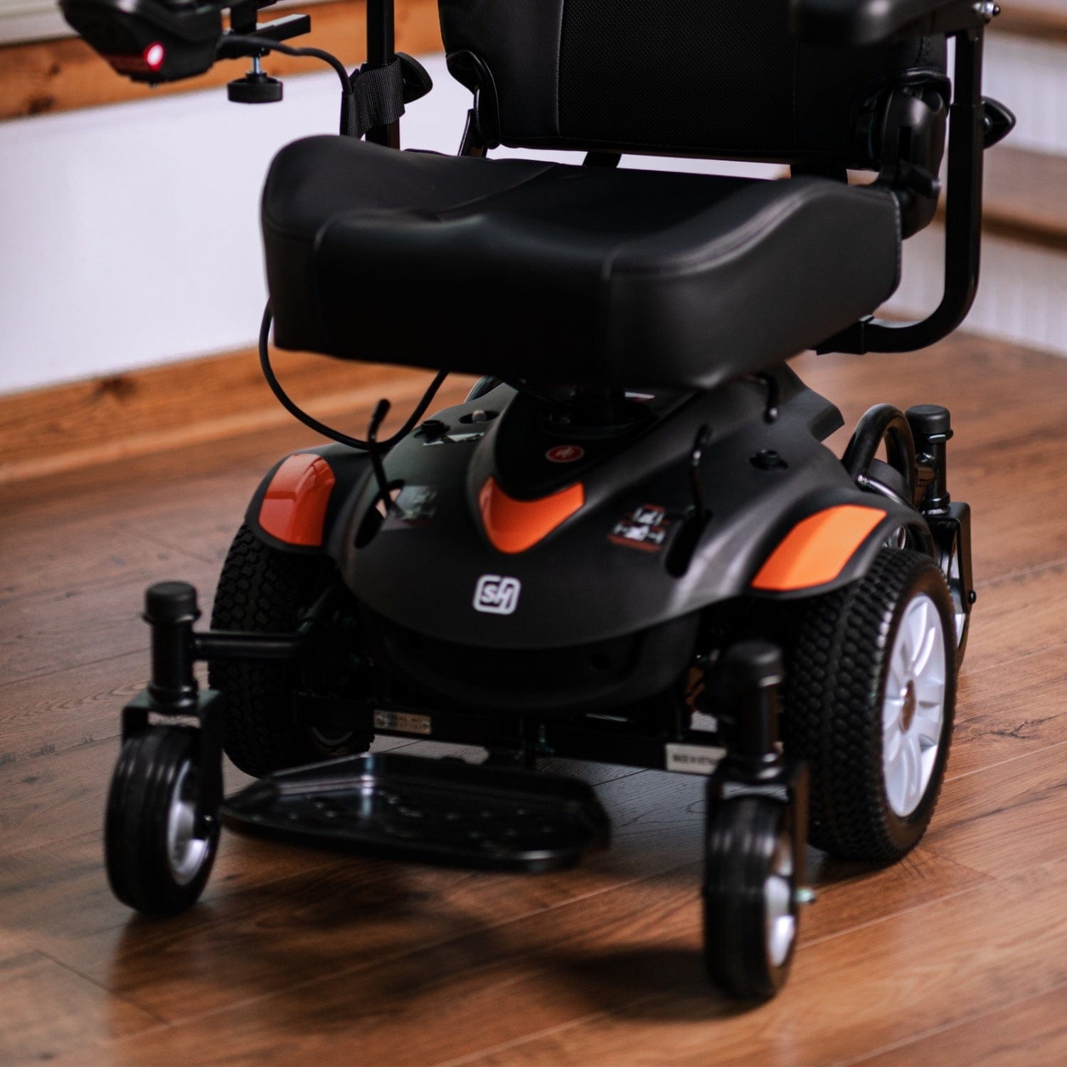 GoRide CRX Powerchair – Mid-Wheel Drive, 300lb Max Weight, 12.8 Mile Range