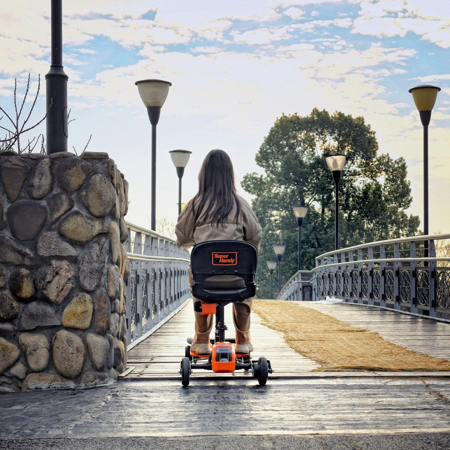 SuperHandy Passport Pro Scooter – 48V Li-Ion, 330lb Load, Foldable