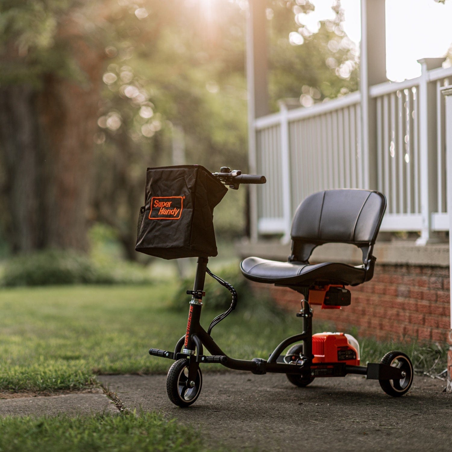 SuperHandy Passport Scooter – Lightweight 35lb, 48V Battery, Foldable Design