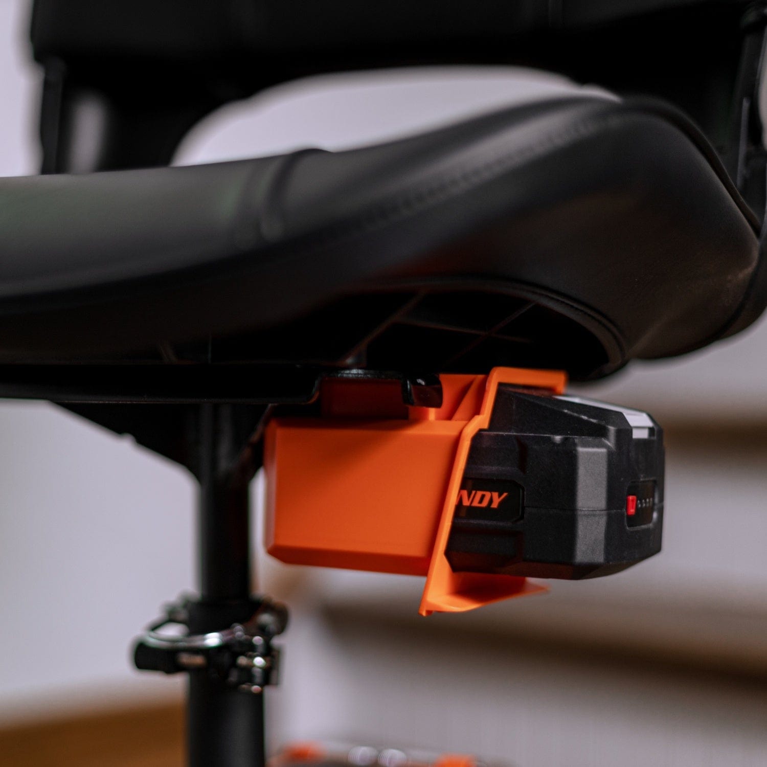 SuperHandy Passport Scooter – Lightweight 35lb, 48V Battery, Foldable Design