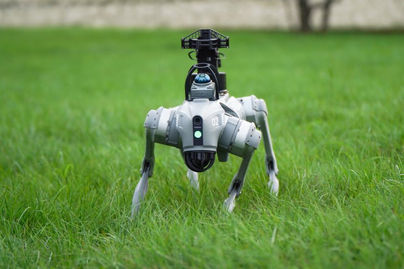 Unitree Go2 EDU (w/MID-360 LIDAR) AI Quadruped Robot Dog